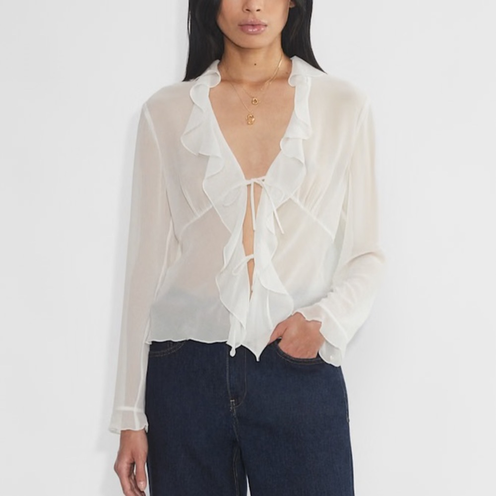 Wilfred x Aritzia  “Frenchy” White Ruffle Blouse - Picture 4 of 10